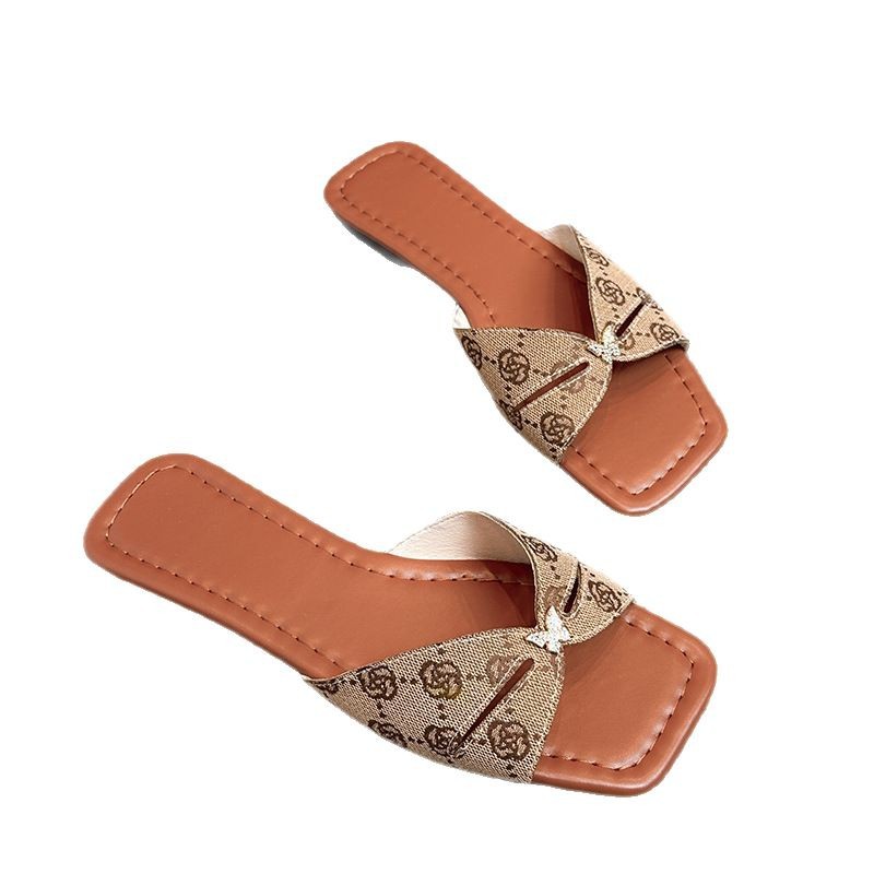 designer shoes new European and American plus size flat one-word slipper style solid color buckle thick-soled women's sandals shoes