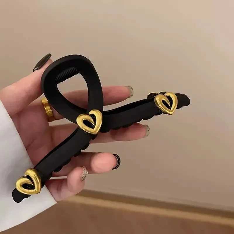 Korean version of premium shark clip womens acrylic hair clip high-end trendy hair clip crab clip. Y2504012
