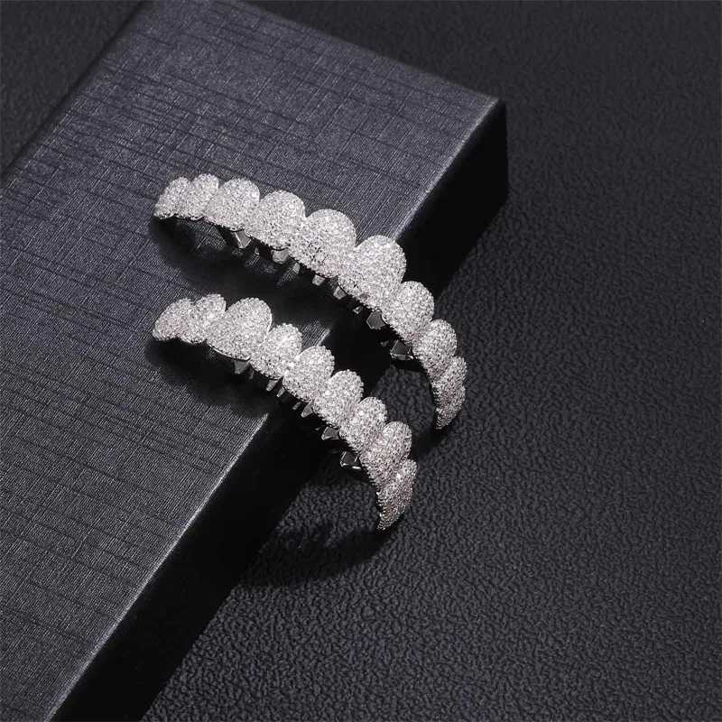 Big Shinning Bling Iced Out Teeth Grizz Hip Hop Top and Bottom Grills Teeth Mouth Punk Teeth Hat Cosplay Party TG134 W250412