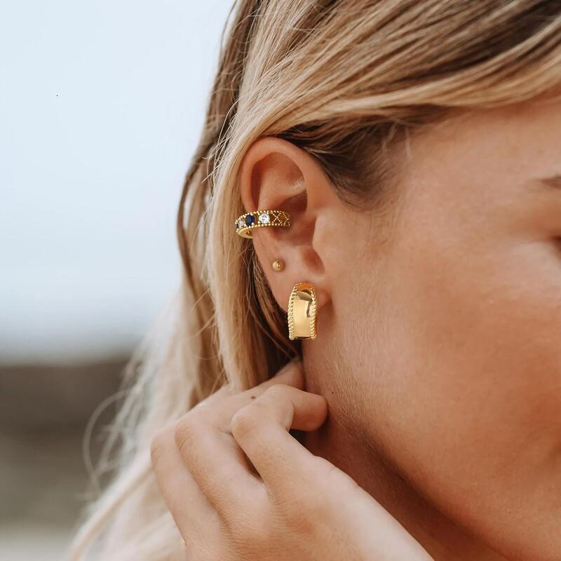 Exquisite Gold-Tone Hoop Earrings Set - Stylish and Versatile Jewelry for Women