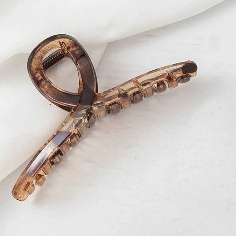 3pc grab clip shark clip simple back of the head clip curling clip premium grab clip Leopard Seal Four Seasons Daily Co. Ltd Y2504012