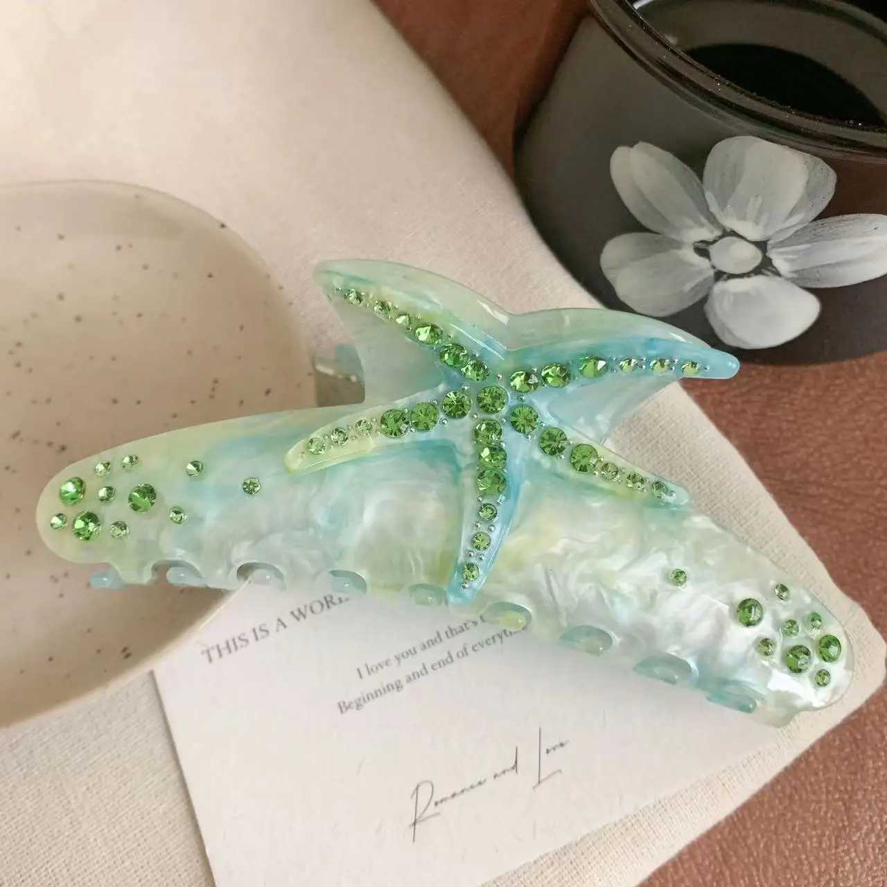 1 piece of multi-color starfish hair clip acrylic hair clip summer beach hair clip with claws used for strong fixation Y2504012