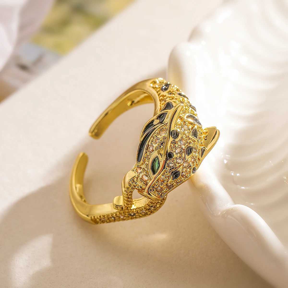 Mafia high-quality classic design gold-plated animal leopard copper ring exquisite cubic zirconia hip-hop ring party jewelry giftXJ250412