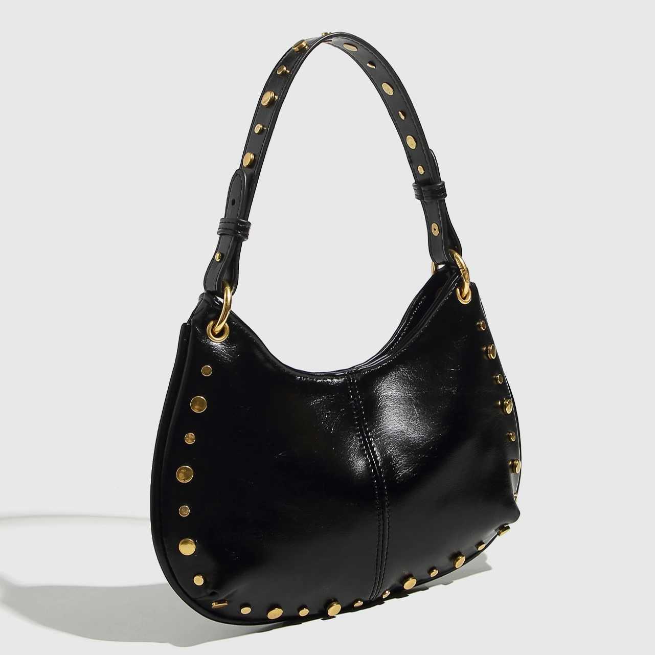 Fashion 2025 Underarm Bag New Trendy Riveted Chain Saddle Bag Wine Red Black Single Shoulder Handbag for WomenT2511112