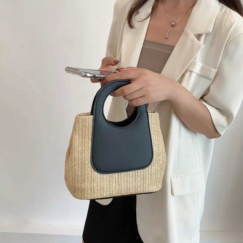 2017 Summer Cling Color Splicing Str Large Capacity Hand Woven Bag Fi Shoulder BagXJ250412