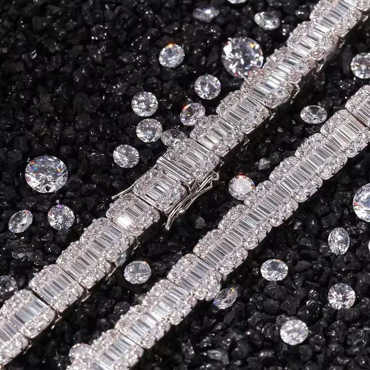 Customized Hip Hop Jewelry S925 Sterling Silver with D/VVS baguette Moissanite Cuban Link Chain 9mm baguette Cuban Necklace