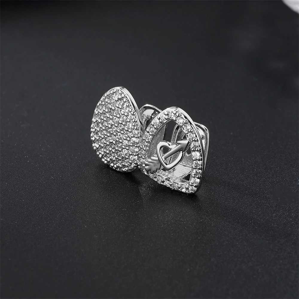 Hip Hop Arrow through Heart Gold Plated All Ice Toothed Grillz Top and Bottom Charm Grill W250412