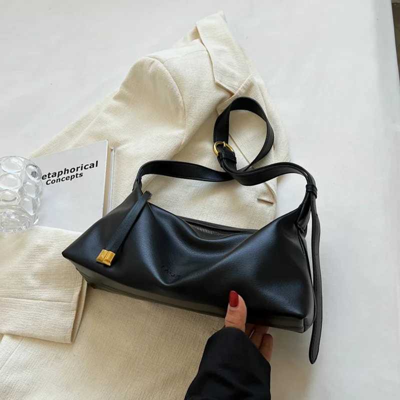 Soft Pu Leather Casual Commuter Womens Shoulder Hobos Bags Versatile Solid Color Ladies Crossbody Bag Simple Female HandbagsT2511112