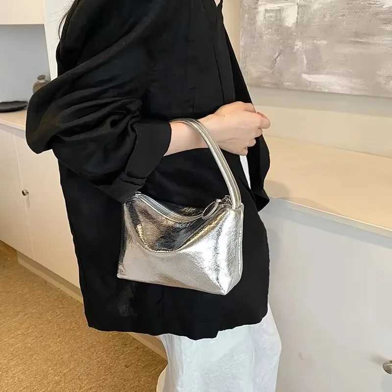 Golden Sier Leather Cross Body Bag for Womens Luxury 2024 Y2k Korean Fi Underwear Shoulder Bag for Womens Bucket Handbag BrandXJ250412