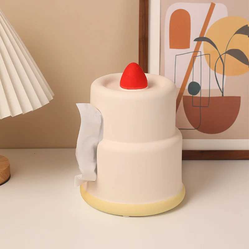 Ceramic Tissue Box Strawberries Cake Shape Cartoon Cake He Desktop Storage Paper Towel Holder Napkin Holder He Decoration Y251112