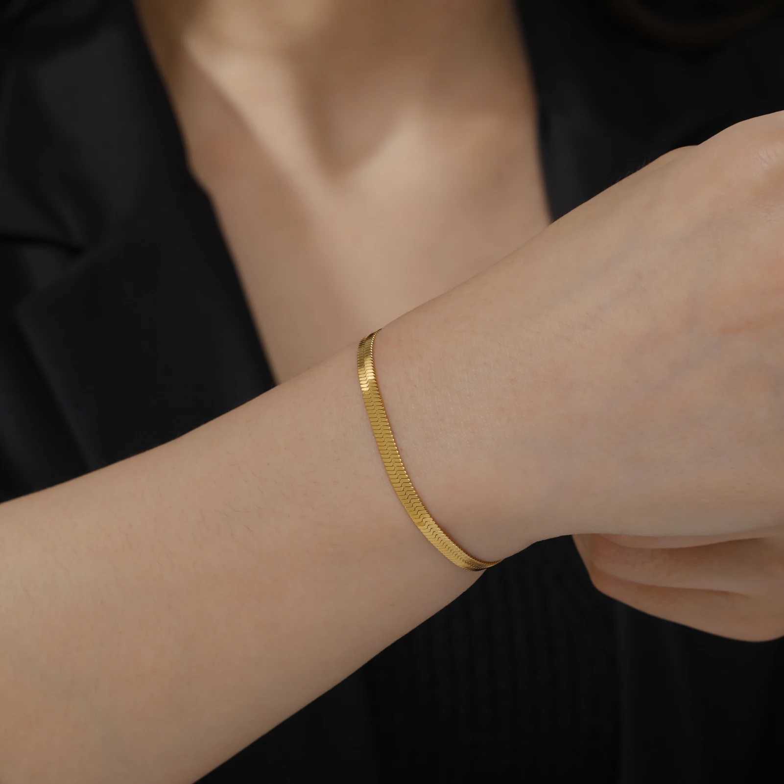 Skyrim Trendy Classic Snake Chain Bracelet Gold Color Width 2/3/4/5MM Stainless Steel Chain Bracelets For Women Men JewelryC250411