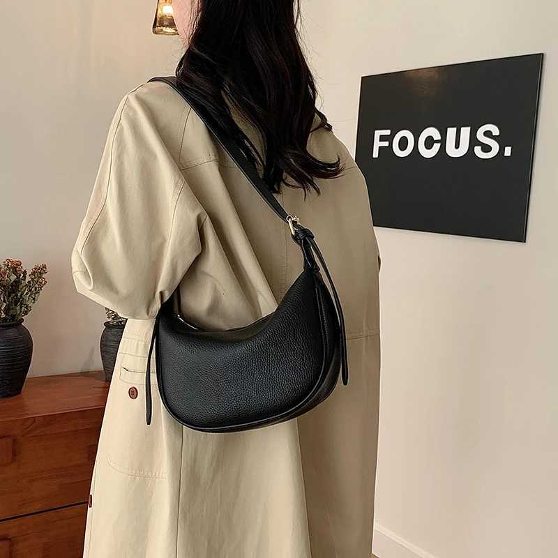Luxury Brand Famous Designer Leather Handbag For Elegant Ladies With Classic Crossbody Bag Option Stylish And DurableW251111