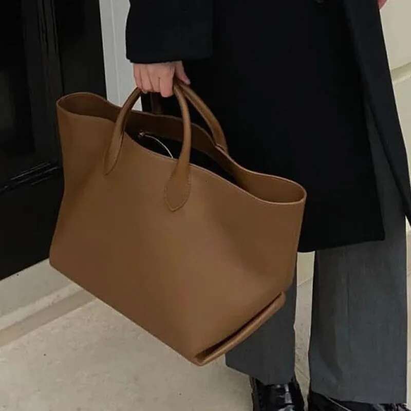 Genuine Leather Large Capacity Big Bags For Women Designer Handbag And Purses 2024 New In Vintage Cowhide Commuting Tote