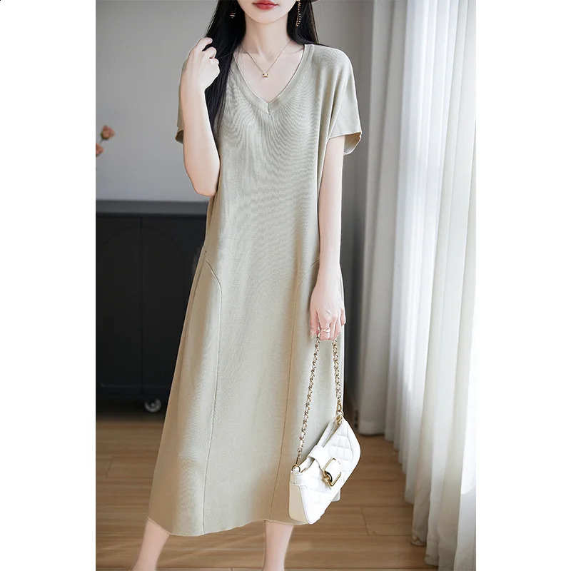 V-neck Short Sleeve Dress Womens 2025 Summer Loose Fashion Casual Knitted Vest Skirt Qu Zhu Ice Silk T-shirt Dress 250411