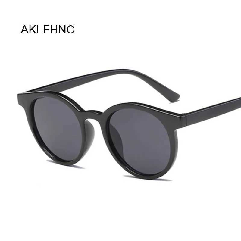 Fashion Cute Sexy Retro Cat Eye Sunglasses Woman Vintage Brand Designer Round Sun Glasses For Female Male UV400 Z250411