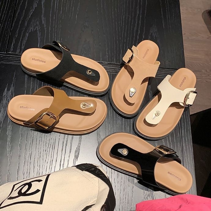 Free shipping designer new platform flip-flops women's summer wear clip-toe non-slip fashion square buckle platform slippers white black