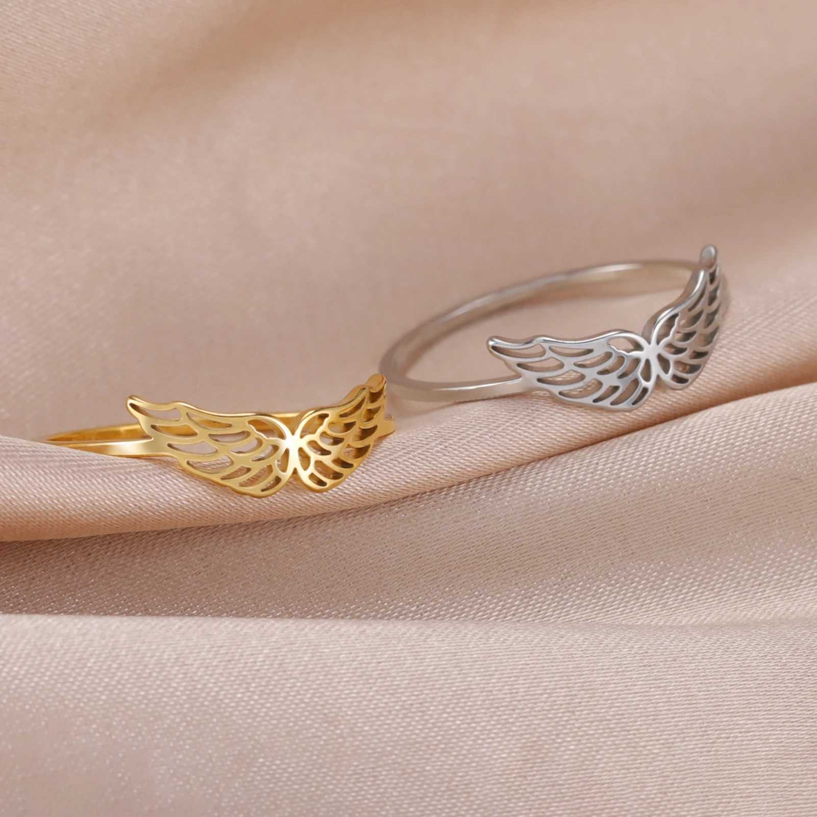 Skyrim Flying Angel Wings Womens Ring Stainless Steel Finger Ring Kpop Fashion Wedding Band Jewelry Birtay Gift WholesaleXJ250412