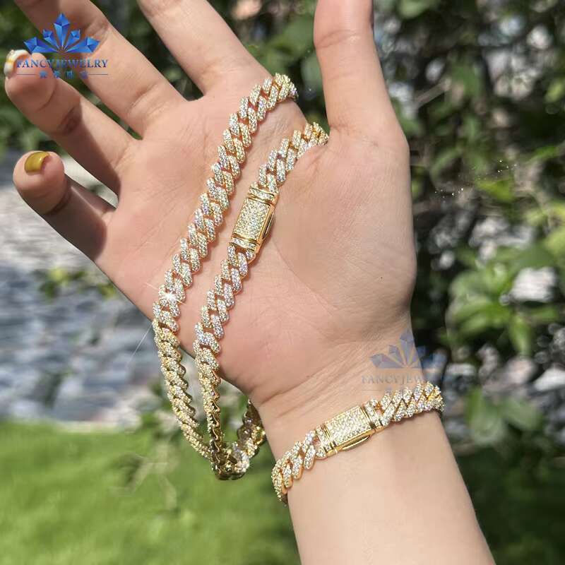 Fine Jewelry Necklace Iced Out Custom Hip Hop Jewelry S925 Sterling Silver 8mm Vvs1 Moissanite Diamond 8mm Cuban Link Chain