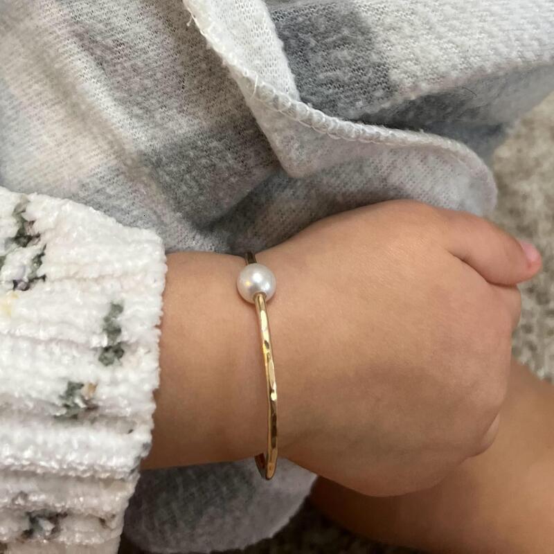e 14K Gold-Plated Pearl Bangle Bracelet - Radiant and Timeless Elegance