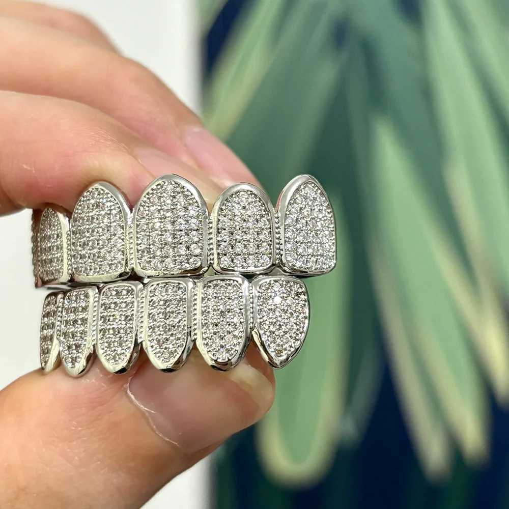 RACHELZ Trend 6/6 Ice Out CZ Stone Teeth Grille Hip Hop Cube Zircon Hat Decoration Womens Jewelry Gifts Dental Grille W250412