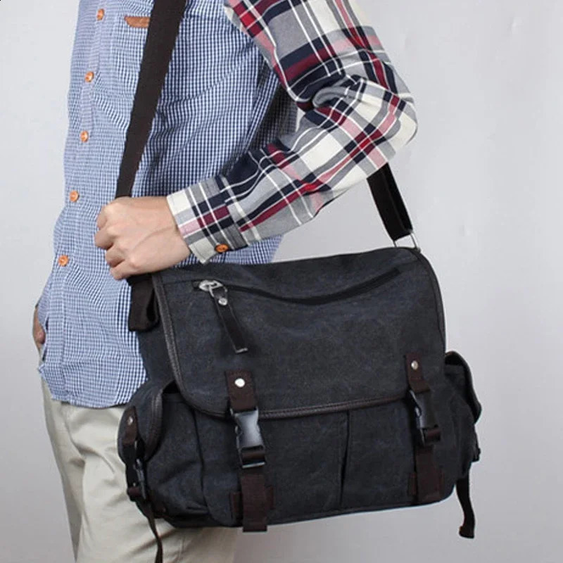 Home>Products>Retro Canvas Backpack>Casual briefcase>Suitable for 9-inch waterproof crossover university backpack>Mens messenger bag 25