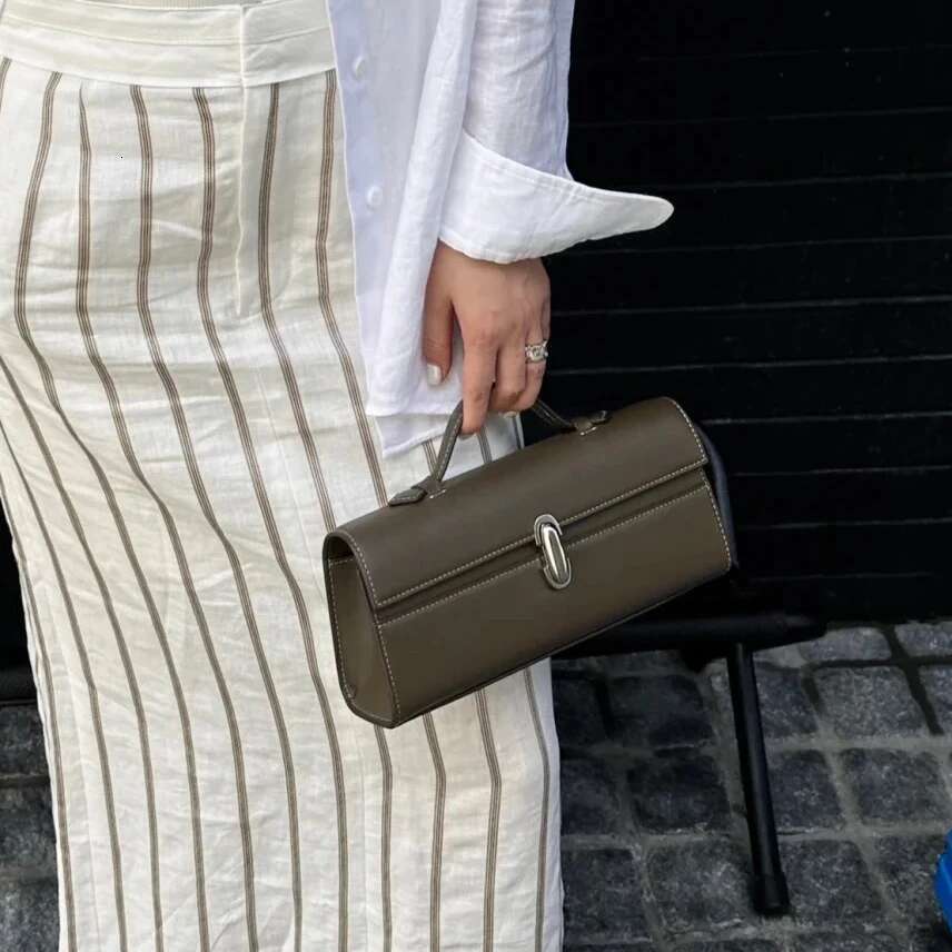 Designer Bag Genuine Vintage 2025 Design French Simple Calf Leather Horizontal Small Square Bag Fashion Women Handbag