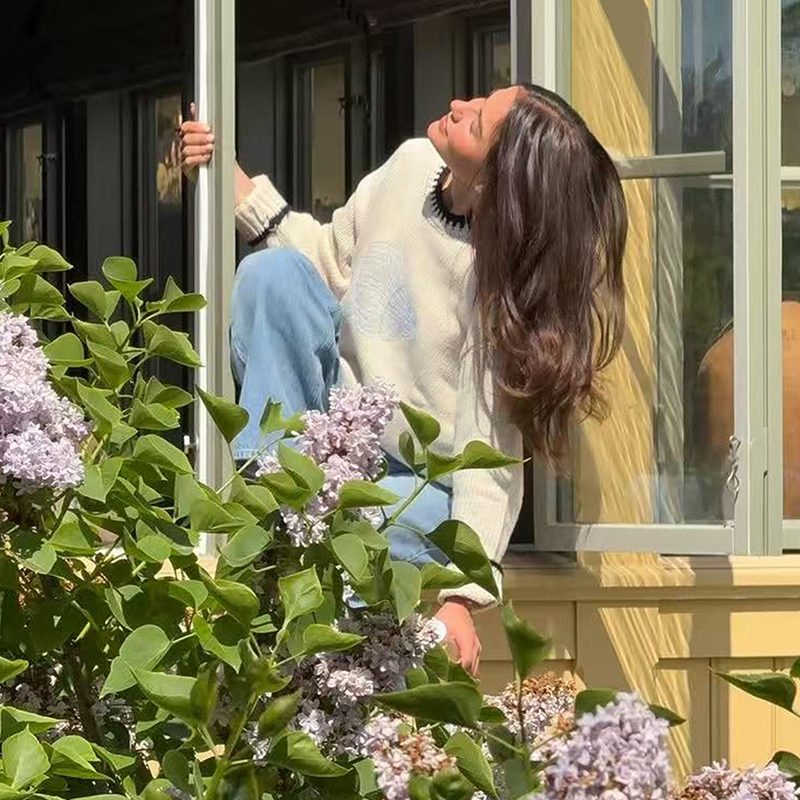 Women's color clashing texture embroidery pattern pullover sweater round neck long sleeve clashing fall and winter fashion top hot women's c