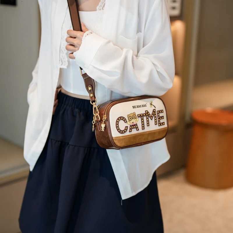 Fashionable Single Shoulder Bag Ladies Rivet Letter Design Double Layer Slanting Bag Small Flap Square Bag with Thick StrapT2511112