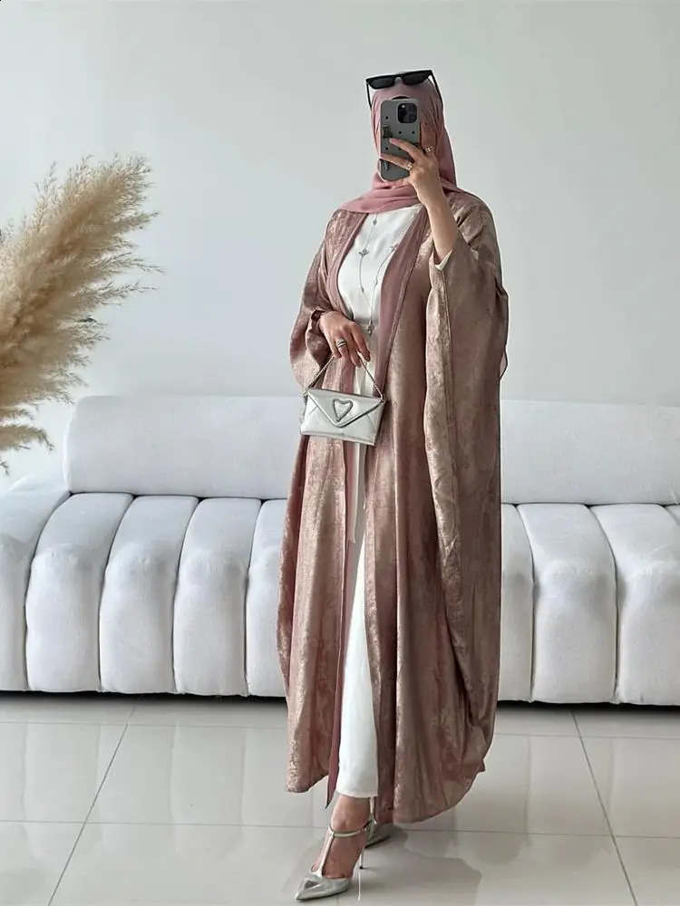 Ramadan Eid al Fitr Shining Batwing Satin Open Kimono Abaya Damen Dubai y Islamic Muslim Kaftan Womens Caftan Marocain 250411