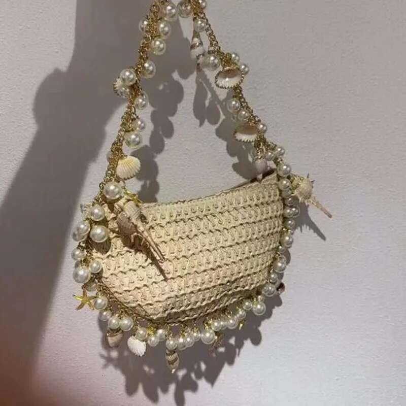 New Pearl Conch Grass Woven Handheld Beach Vacation Women's Pursecell Phone Bag
