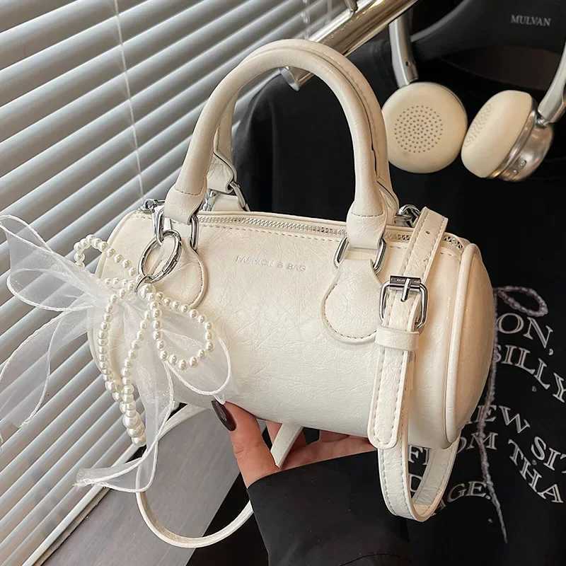 Luxury Pillow Handheld Bag Women Unique Vintage Design Casual Shoulder Crossbody Boston Purse Weekend Getaway High QualityW251111