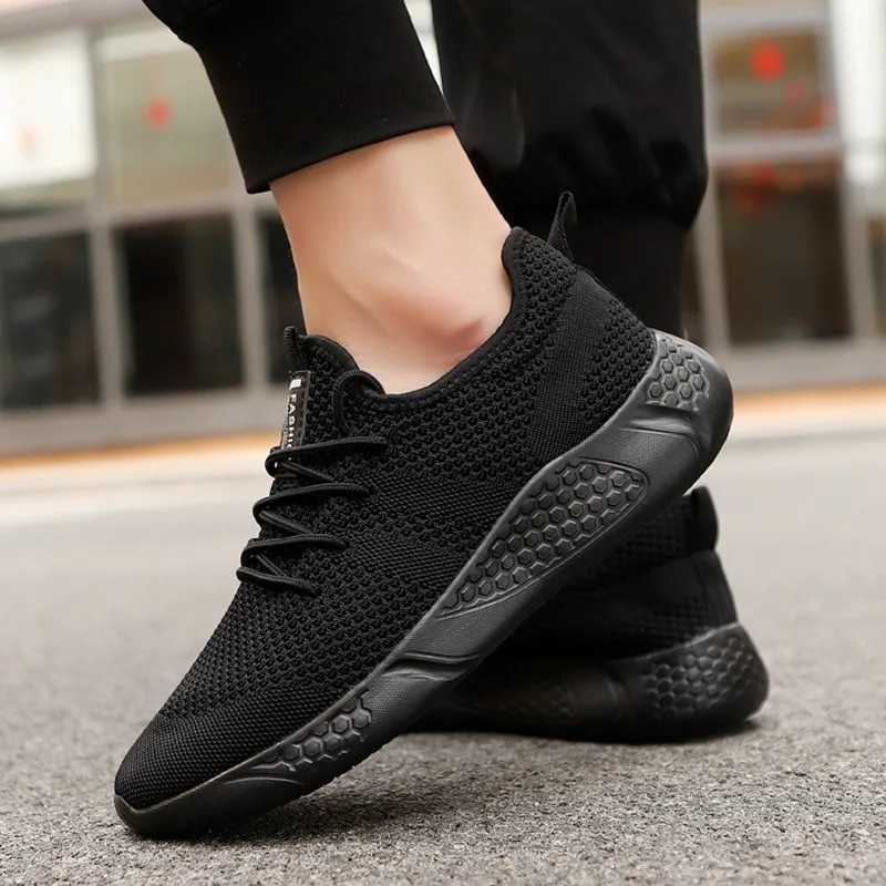 tralight Casual Men Shoes Anti-slip Cfortable Mesh Breathable Sneakers Outdoor Running Shoe for Wen Couple Large Size 50 Z250411