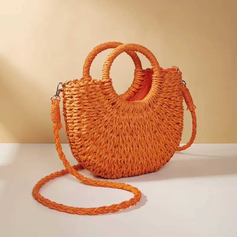 Handmade Str Rattan Half Mo Beach Handbag Large Capacity Womens Hollow Cross Shoulder Bag Half Round Shoulder BagXJ250412
