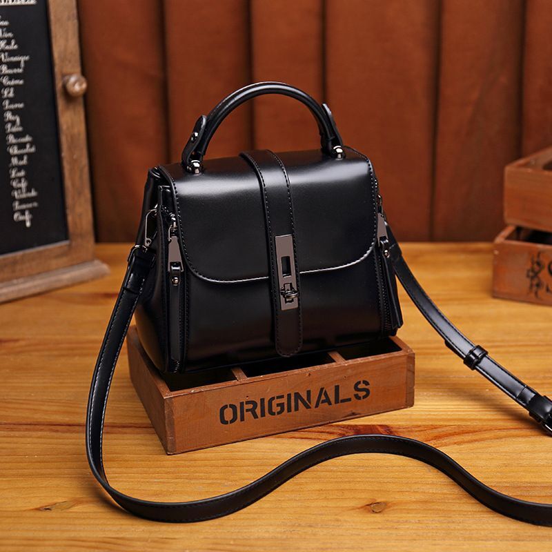 High End Feeg Diagonal Cross Western Stle Square Women's New And Fashionable Small Portable Shoulder Bag,