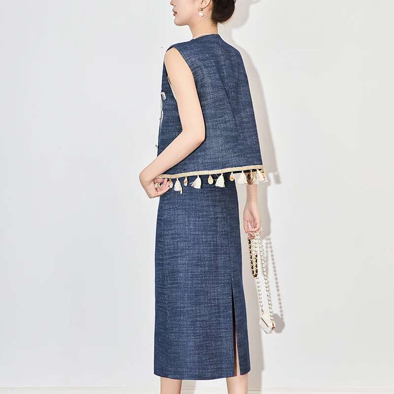 Elegant 2 Pieces Skirts For Women Outfit 2025 Summer New Embroidery Sleeveless Vest Tops And Long Skirt Two Piece Sets Slim