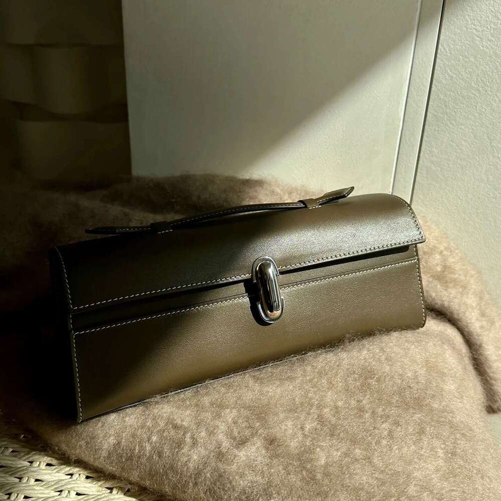 Designer Bag Genuine Vintage 2025 Design French Simple Calf Leather Horizontal Small Square Bag Fashion Women Handbag