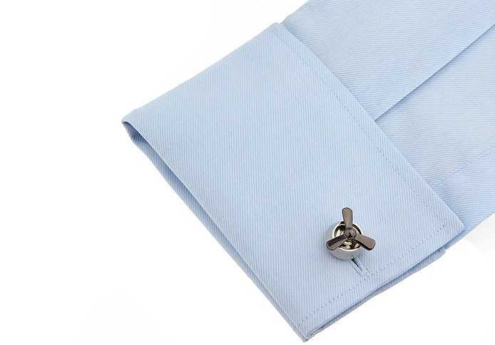 Mens rotary propeller cufflinks made of high-quality brass material for firearms black aircraft design cufflinks wholesale and retailT250412