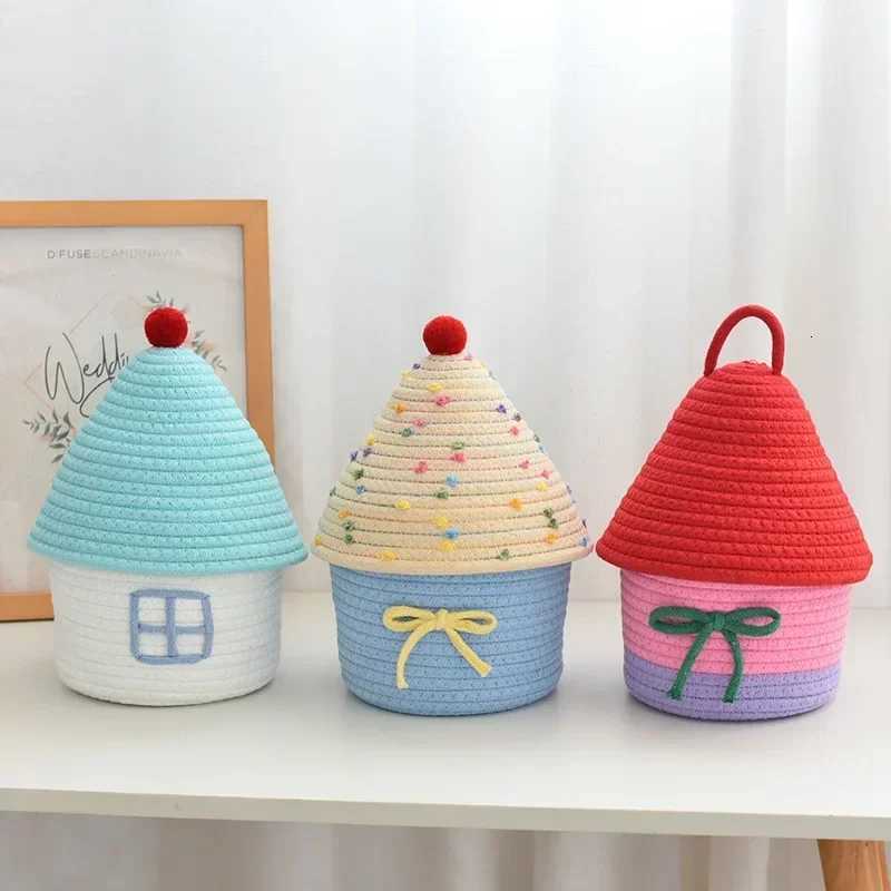New Storage Basket Cute Desktop Sundries Storage Box Gift Basket for Small Thing Handwoven Desk Organizer Y251112