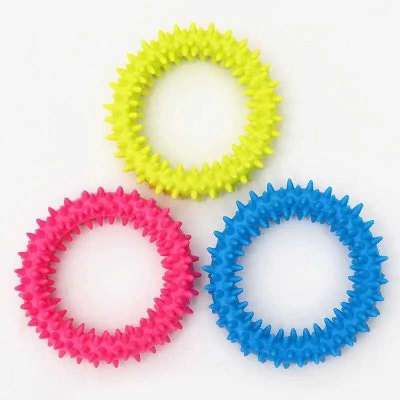 High Quality Pet rubber bite resistant dog teeth cleaning and chewing training toys pet supplies for small dogs T2504012