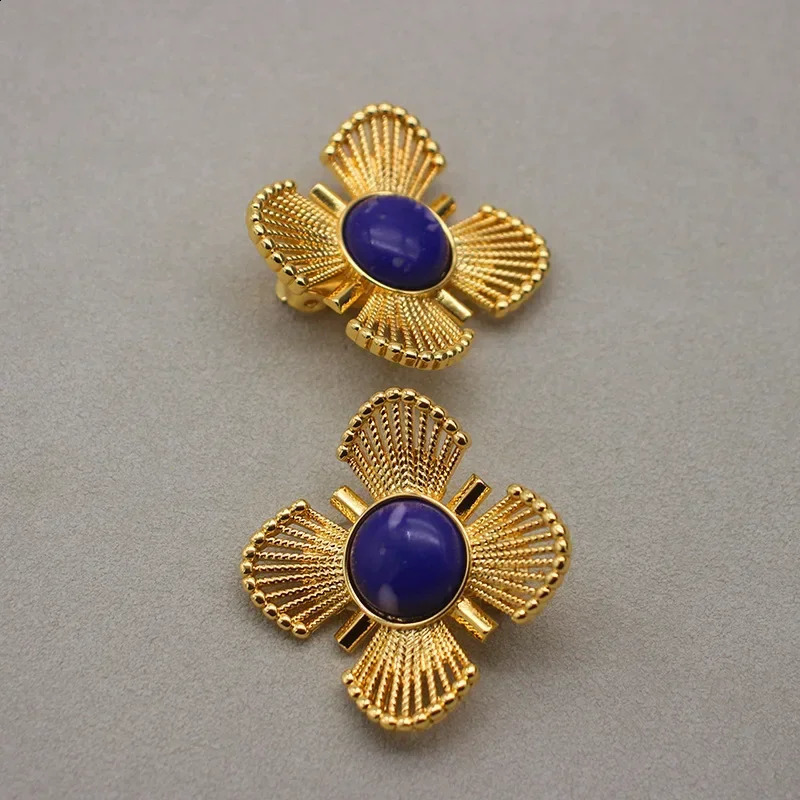 European and American floral blue retro niche jewelry ear clips 250409