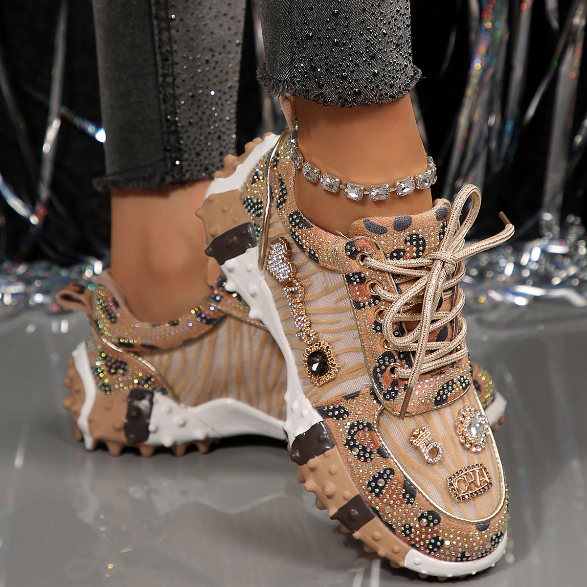 Summer Mesh Women's Sneakers Water Diamond Fashion Luxury Rhinestone Ladies Shoes 2025 New Outdoor Platform Non Slip Running Shoes Female Designe