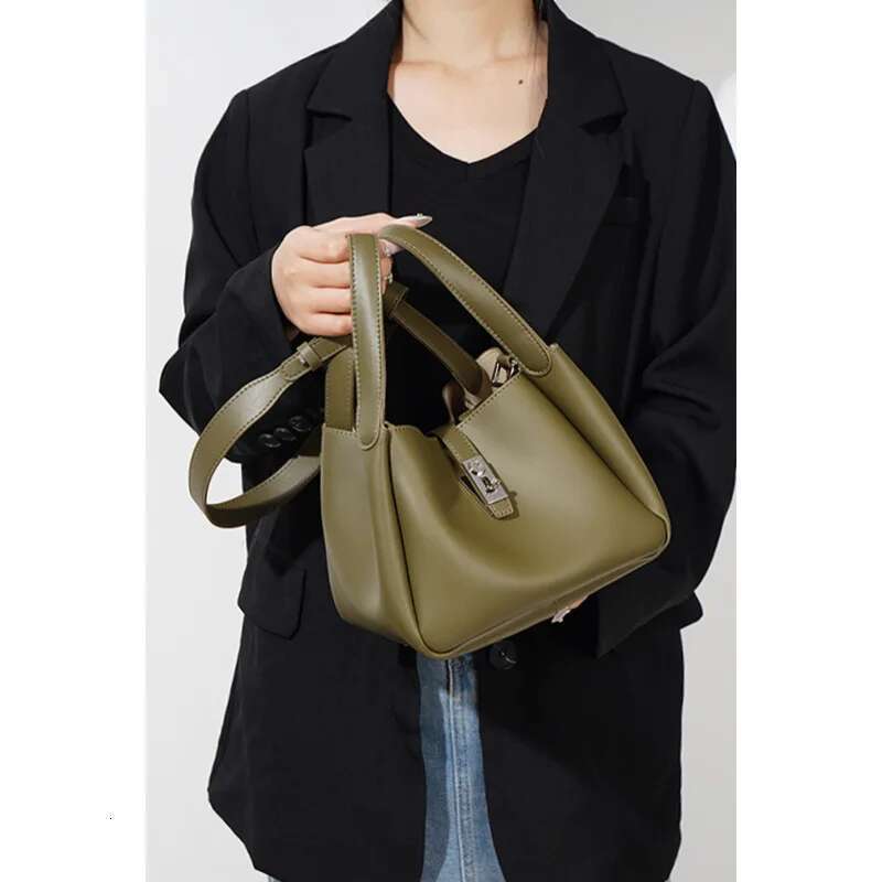 Corn Vegetable Basket 2025 New Niche Design Genuine Leather One-Shoulder Crossbody Bag Simple And Fashion Women's Handbag