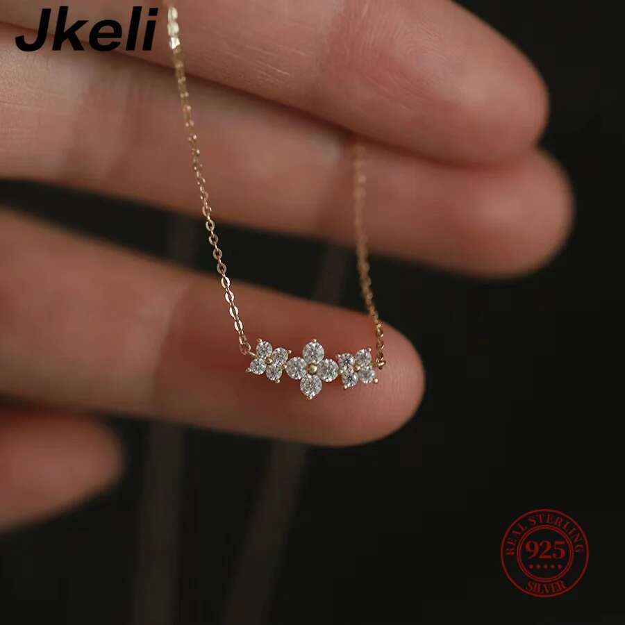 Jkeli Sterg Sier Romantic Three Four Petals wer Clavicle Necklace for Women Exquisite Charms Party Wedding Jewelry