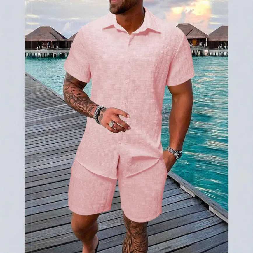 2025 Summer Jacquard plaid texture solid color set short sleeved mens fashionable and comfortable holiday beach style T-shirt two pieces-XJ250412