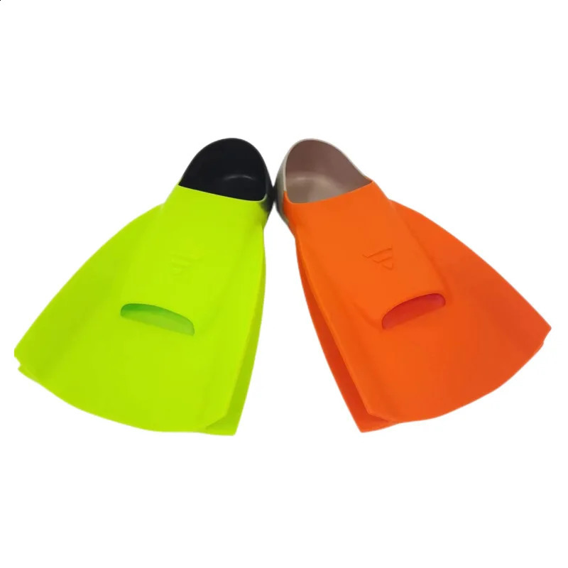 Two-leaf Frog Shoes for Children Adult Free Swimming Diving Fins Comfortable Silicone Feet Short Fins Swimming Accessories 250411