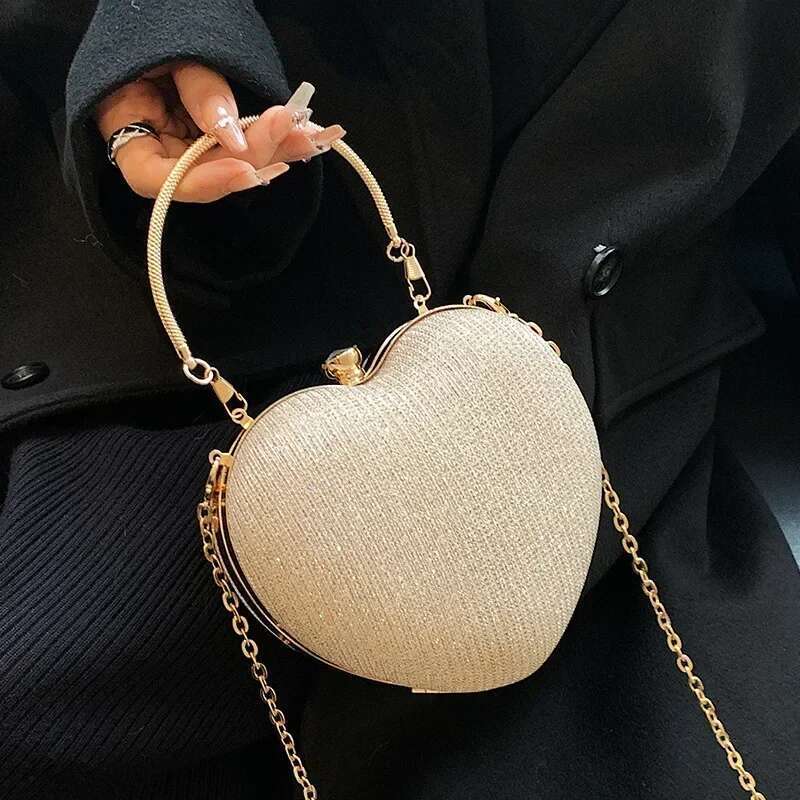 Evening Clutch Women Shiny Handbag Heart Shape Metal Clutches Fashion Chain Shoulder Crossbody Bag Lady Purse
