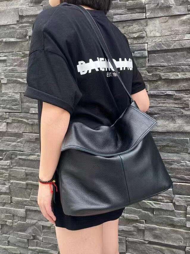 Luxury bag designer niche top natural soft leather Satchel Beach Bags slouchy casual women Totes large capacity shoulder messenger bag