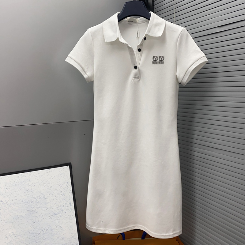 Design womens polo dress S M L 2025ss New Style Slimming A-line polo Version Solid color golf suit