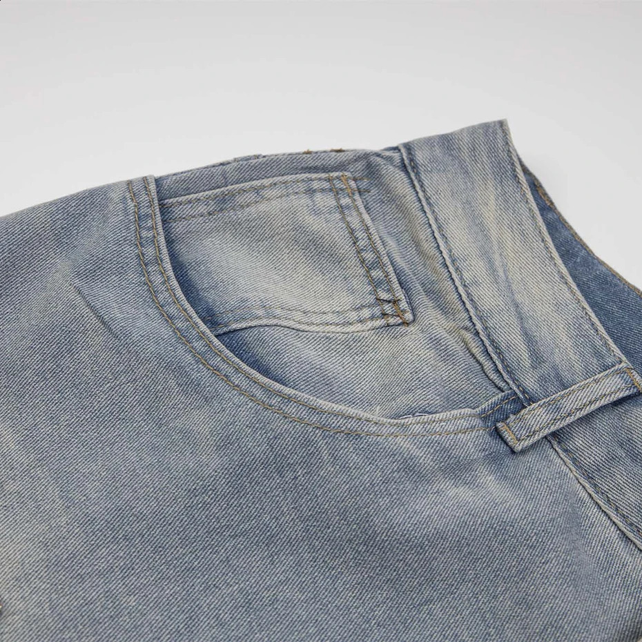 Rhinestone Denim Shorts Men Streetwear Harajuku Vintage Blue Ripped Jeans Shorts Casual Loose Shorts 250411