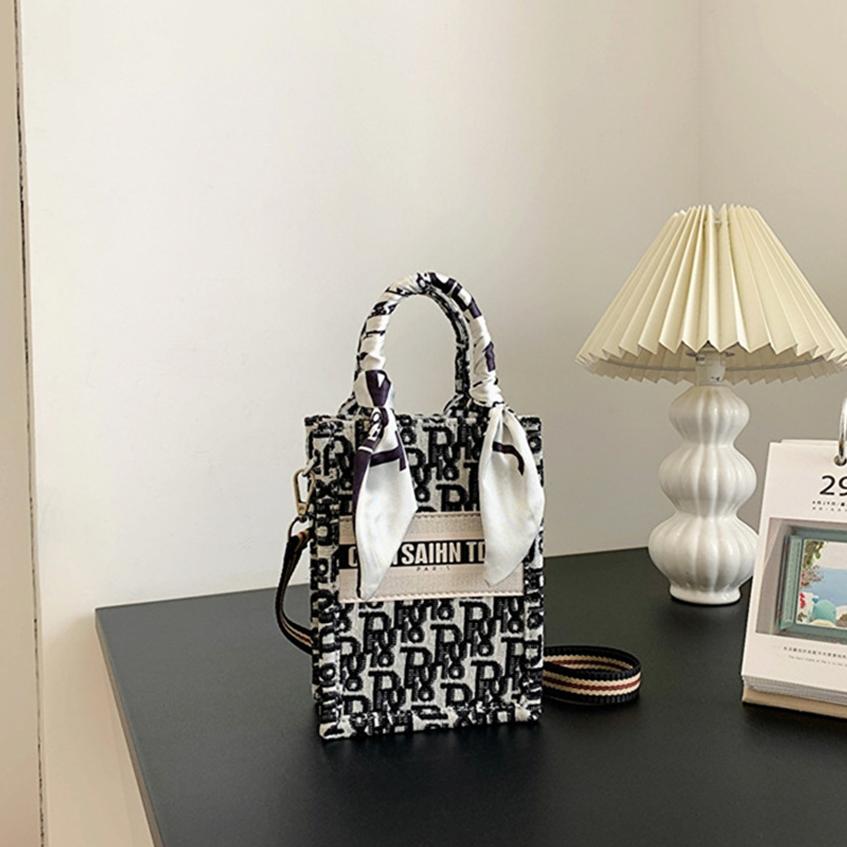 new hot Free shipping designer shoulder bag for women Tiny house Luxury summer new outdoor black gray Large capacity designer bag